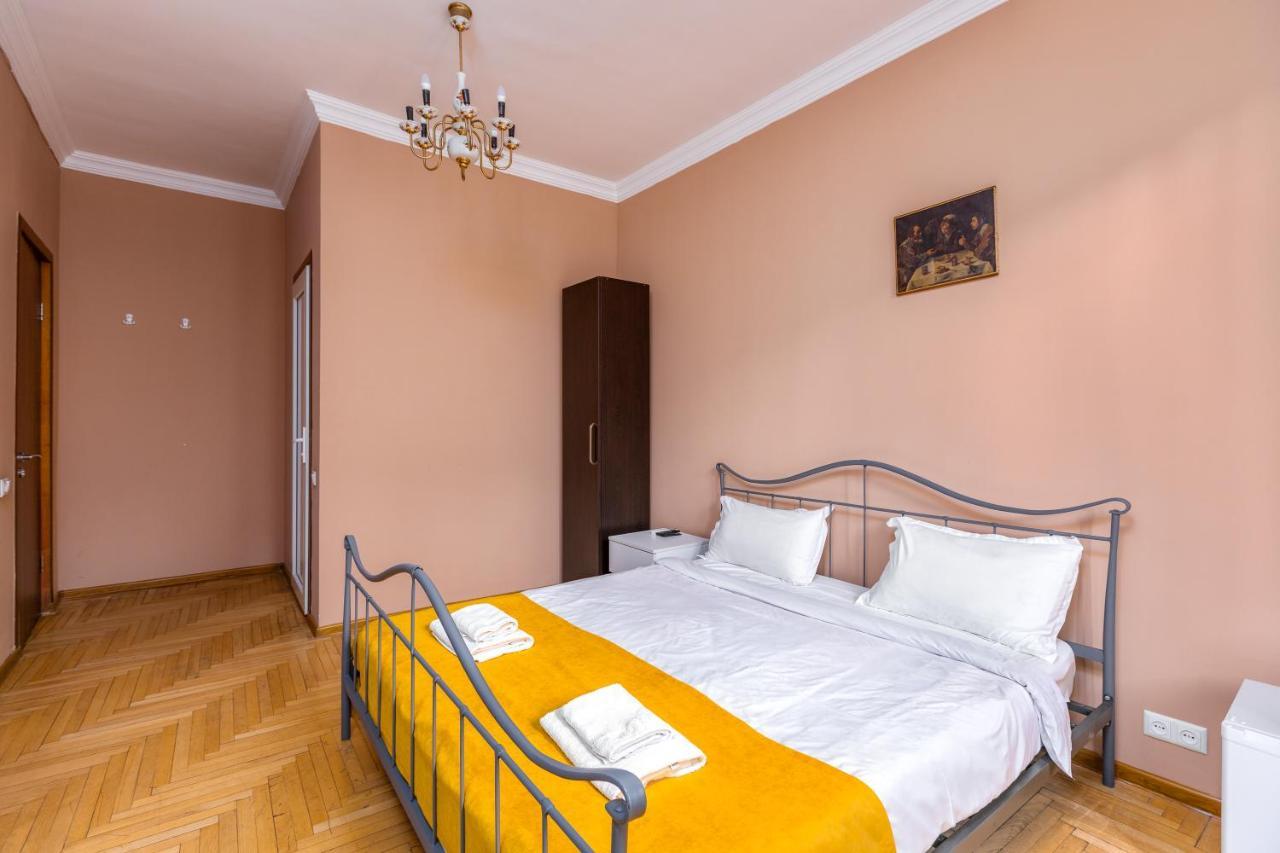 Sunny Hotel Tbilisi Exterior photo