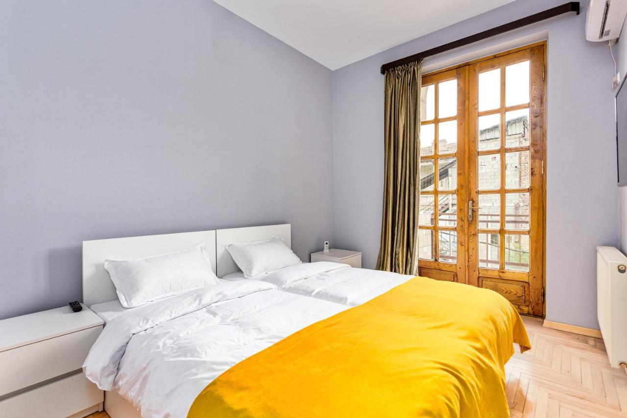 Sunny Hotel Tbilisi Exterior photo